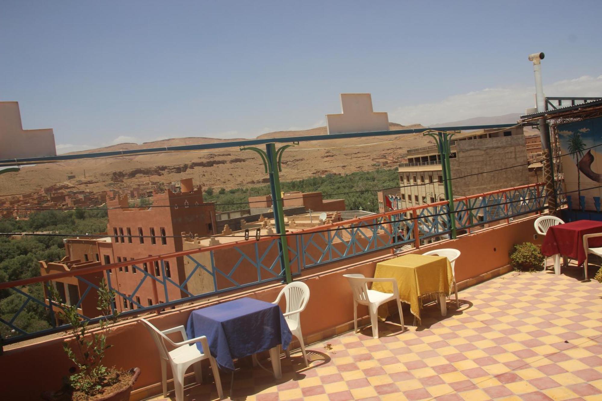 Auberge Restaurant Rooftop Tamazirt Boumalne Exteriör bild